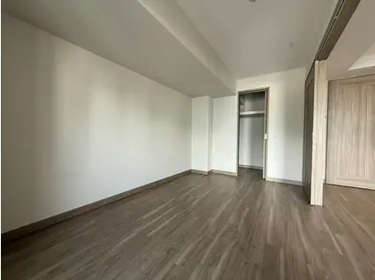 グランドメゾン新梅田タワー THE CULB REDIDENCE(1LDK/16階)の居間写真