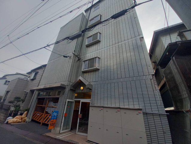 リーフジャルダン牧野駅前(1K/3階)