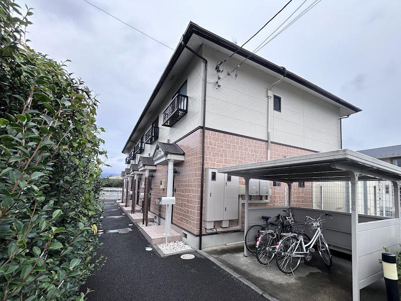 S・K・K桜川ハイツ 伍番館(2DK/1階)