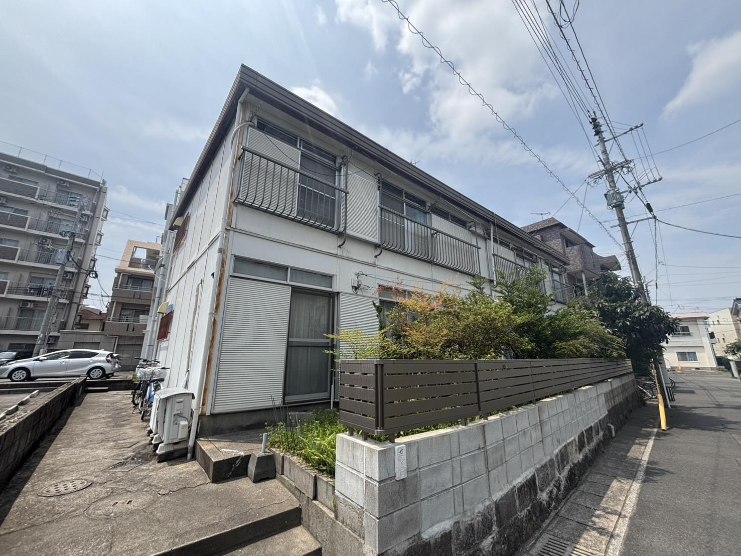 せせらぎ荘(2K/2階)の外観写真
