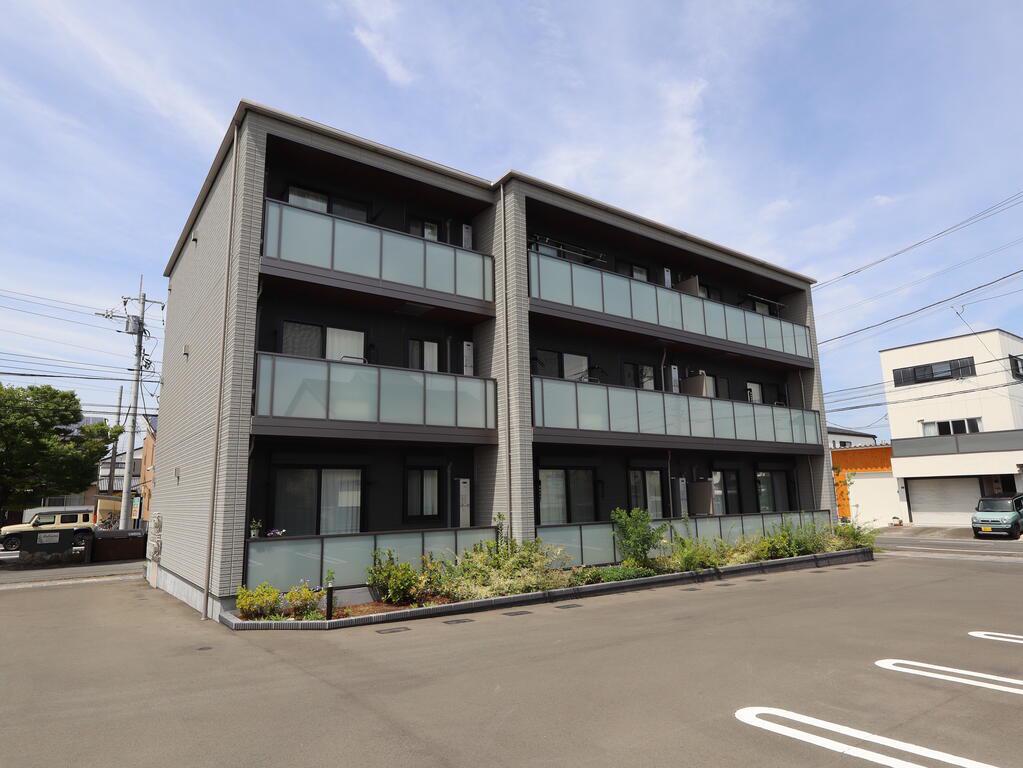 アンビシャス(1LDK/2階)