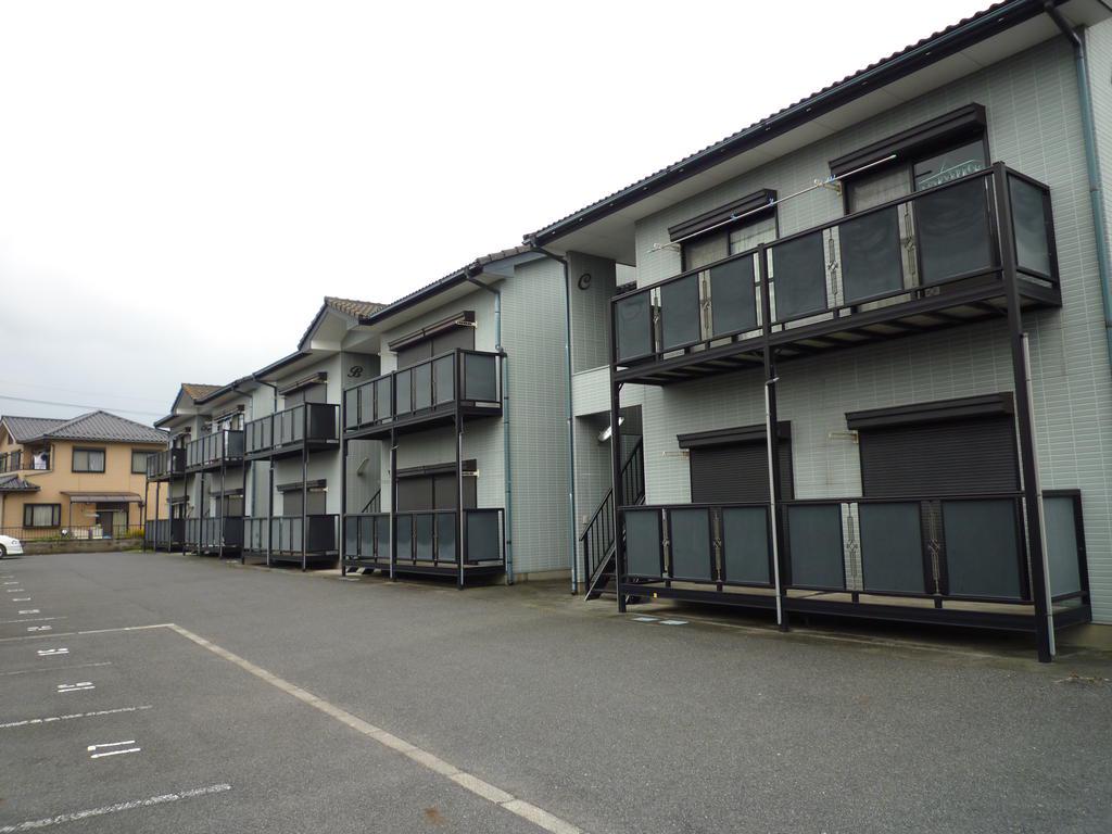 パークヒル若田部A(3DK/1階)
