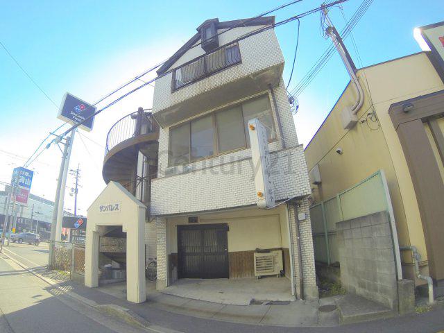 サンパレスマンション(1K/2階)