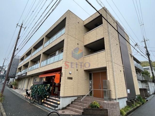 カーサ西泉丘A棟(1LDK/3階)