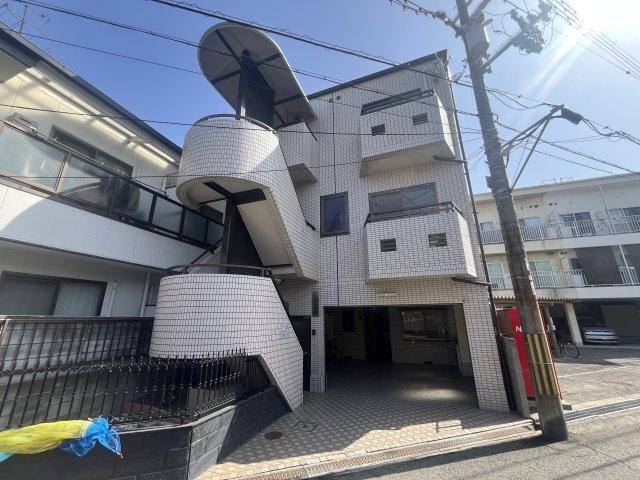 パークハウス(2DK/2階)