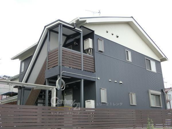 KURASU(1DK/2階)