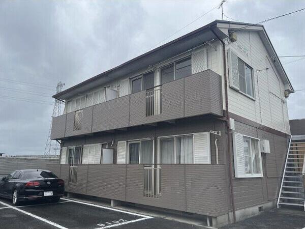 グランパス B(1LDK/2階)
