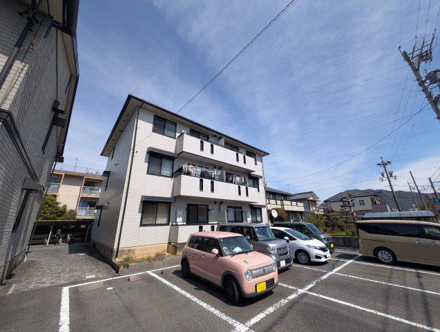 ウエストアベニューB(2LDK/3階)