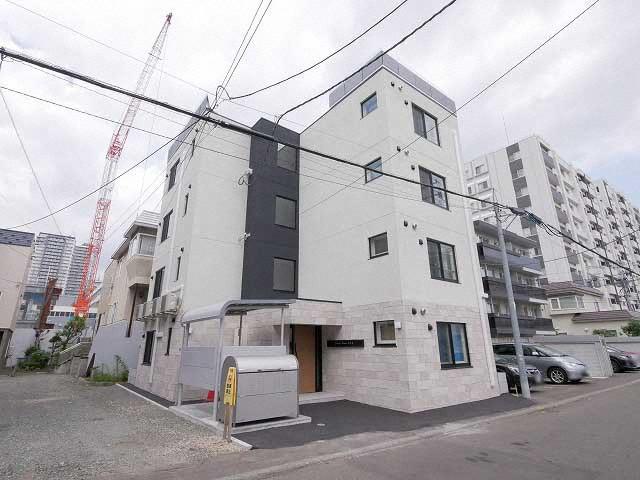 GRAND TERRACE北4条(1K/2階)