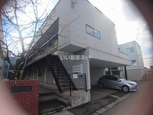 壱番館A(2LDK/1階)