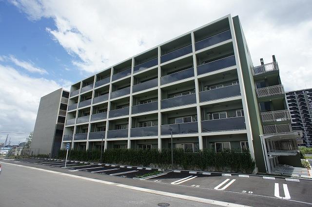 ART RESIDENCE IN OOTAKA‐NO‐MORI B棟(1LDK/1階)