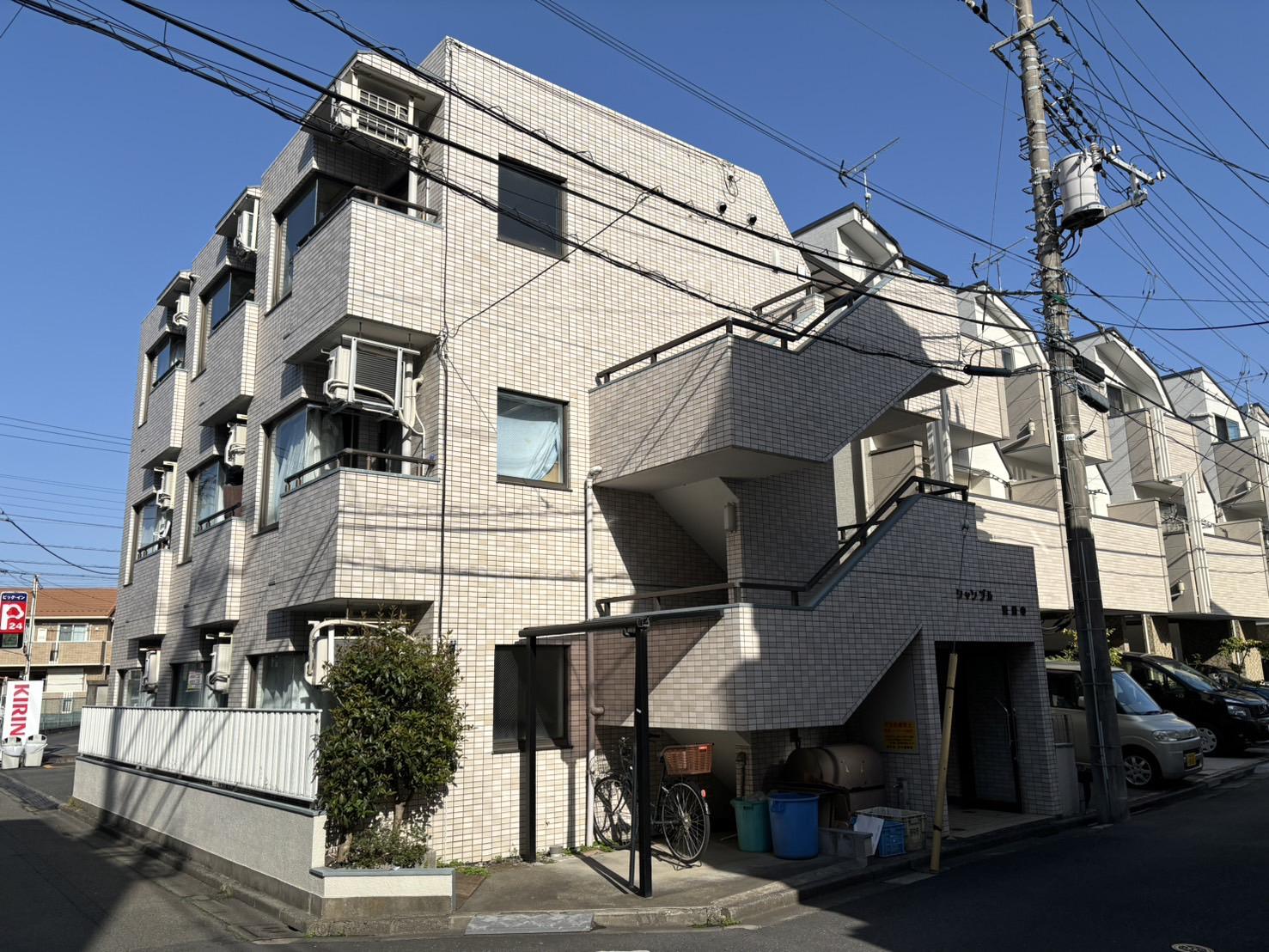 シャンブル東付中(1DK/1階)