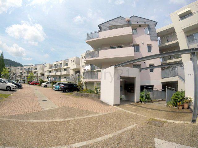 グランドメゾン西宮名塩2番館(3LDK/4階)