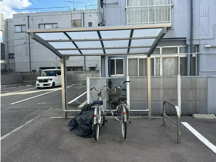 ロアーブル六番館(3LDK/2階)の外観写真