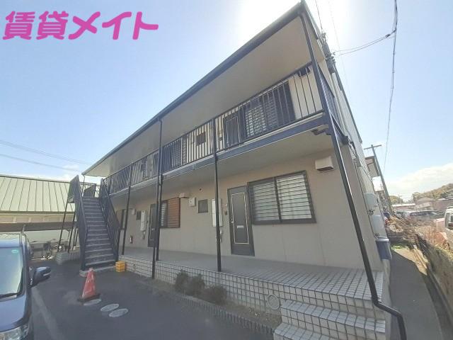 ノースエトランゼA棟(2DK/1階)