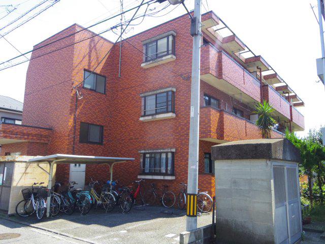 スターアーク(3DK/1階)