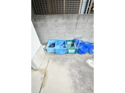 パルハイム(4LDK/1階)の外観写真