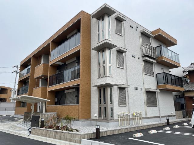 ディーシャンブル南丸之内 A棟(2LDK/1階)