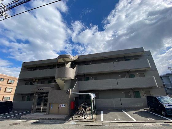 JR山陽本線 西条駅(広島) 徒歩30分 築31年(1K/3階)