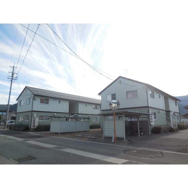 グリーンヒル村上 B棟(2DK/1階)