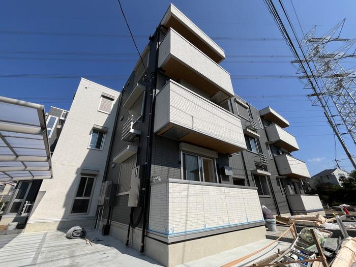 SUNNY HILLS A棟(2LDK/2階)