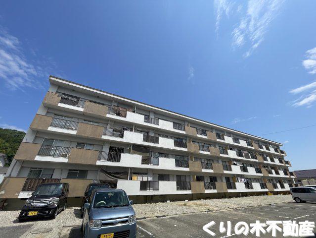 ヴィラナリー今治2号棟(3LDK/2階)