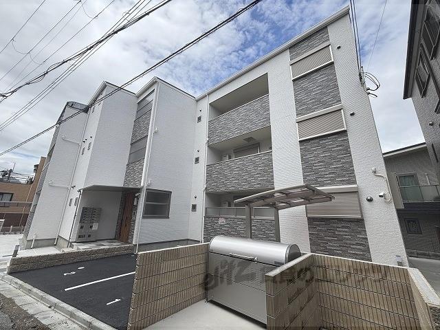 クリエオーレ松丘町(1LDK/1階)