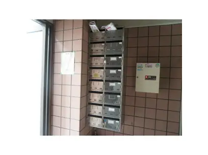 IB・SPOT(ワンルーム/3階)の外観写真