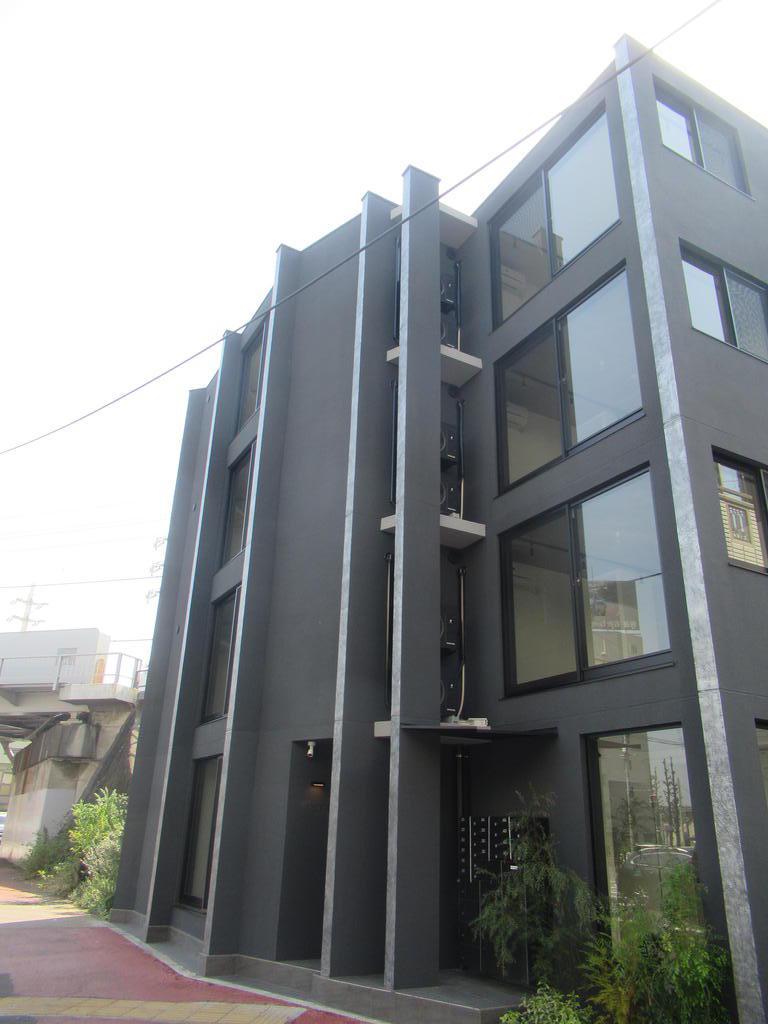 TRIAS116(1LDK/1階)