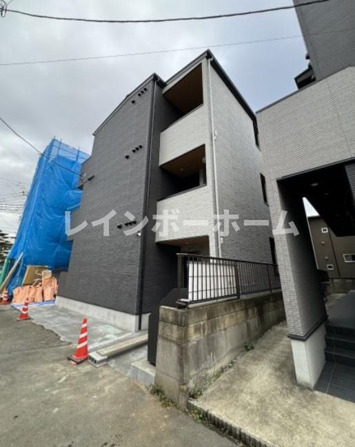 ROBOT HOME 根本B(1LDK/2階)
