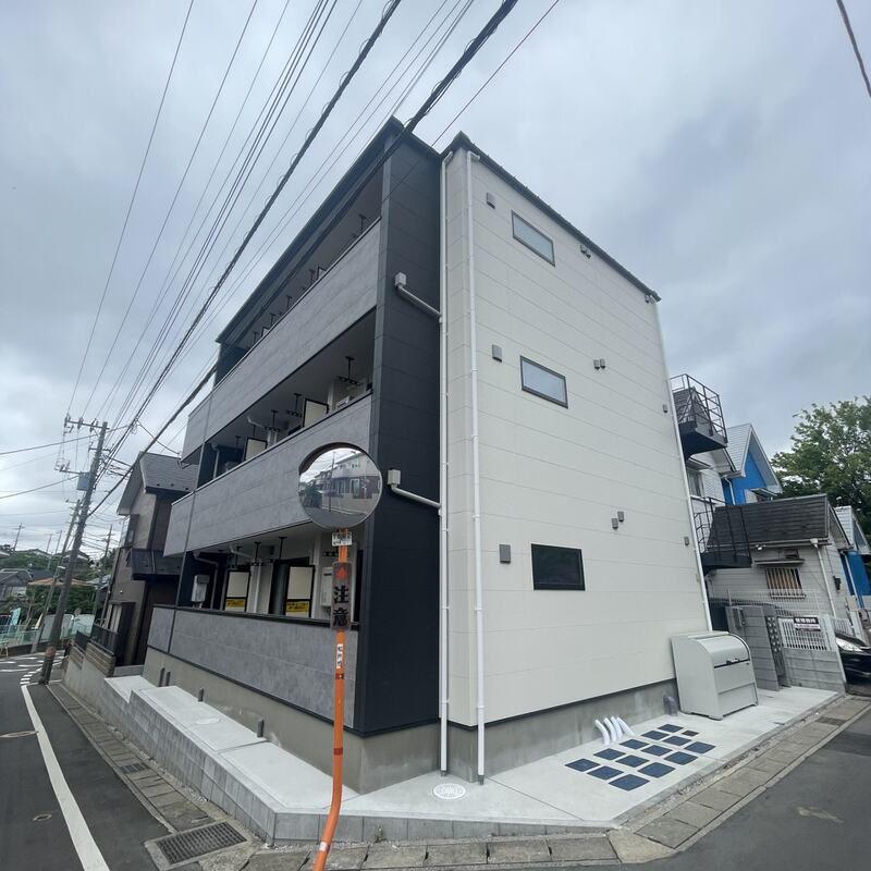 MELDIA秋山(1K/1階)