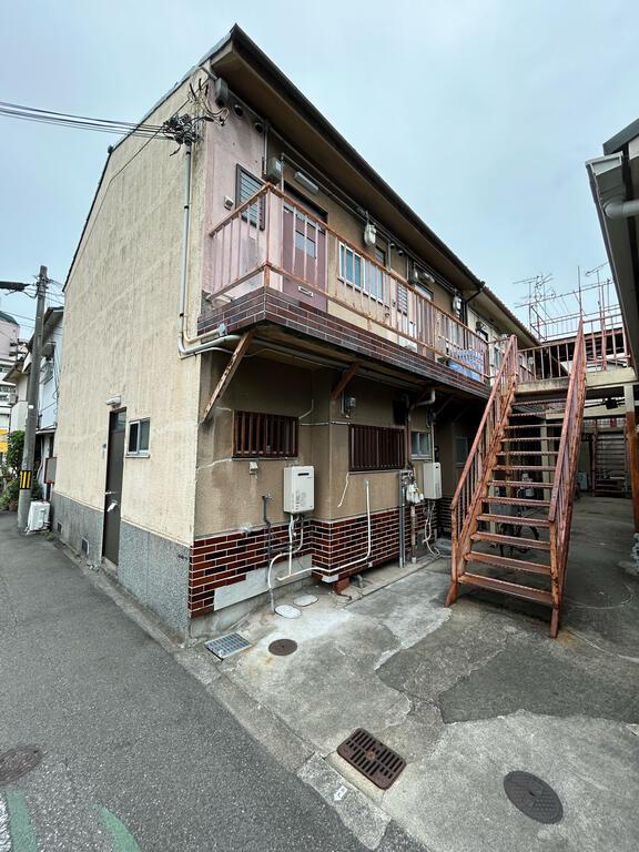湯里Kアパート(2K/1階)の外観写真