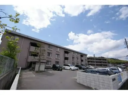 トリヴァンベール戸坂(2LDK/1階)の外観写真