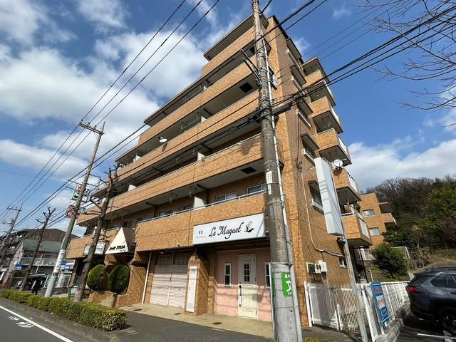 シャトルブラウンA(3DK/4階)