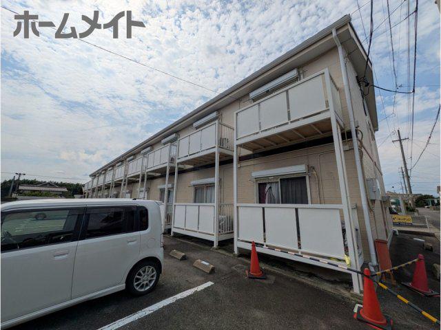 SURPLUSレオパレスB(1K/2階)