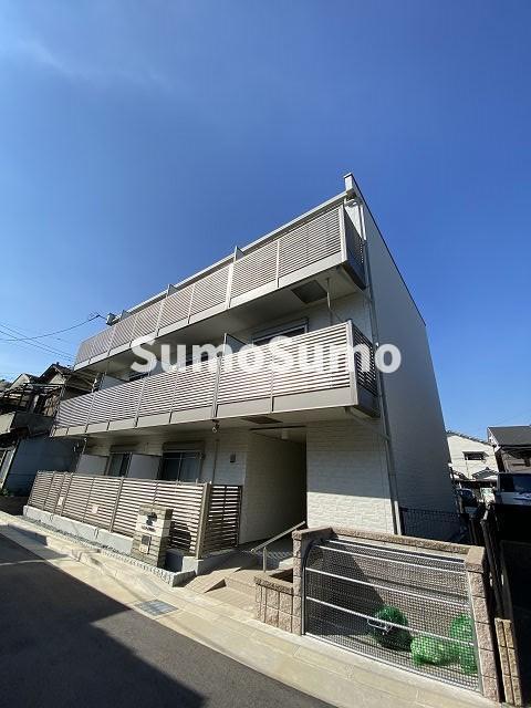 クレイノコンフォール杭瀬北新町(1K/3階)