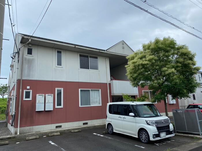 リブェール上野 A棟(2LDK/2階)