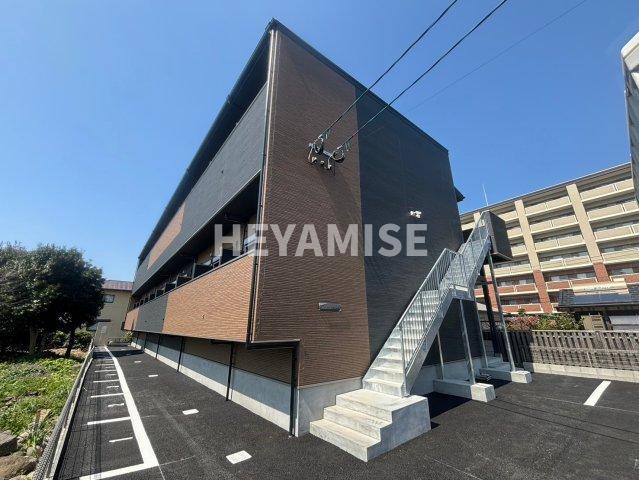 デ・クメール新大村駅前(1SK/1階)