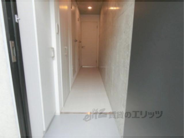 レジーナ野洲(1K/1階)の玄関写真
