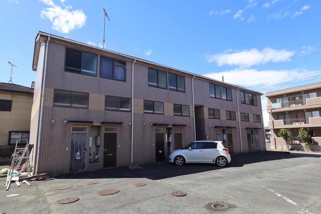 スペースタキオン(1K/2階)