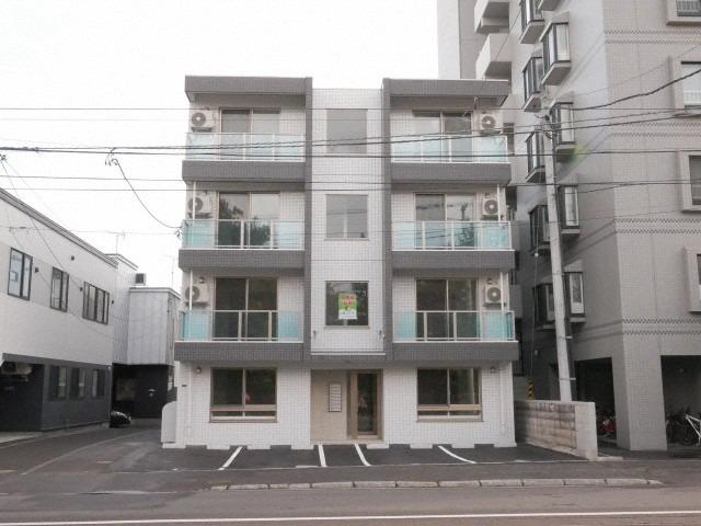 LUCY HOUSE (1LDK/1階)