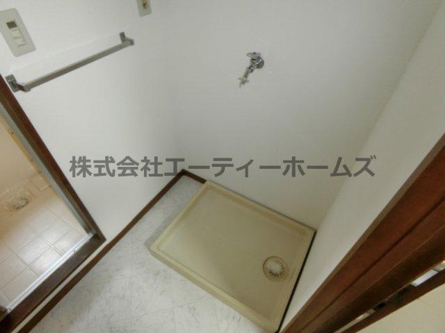 ラデヴィーナ鴻巣(2DK/1階)の間取り写真