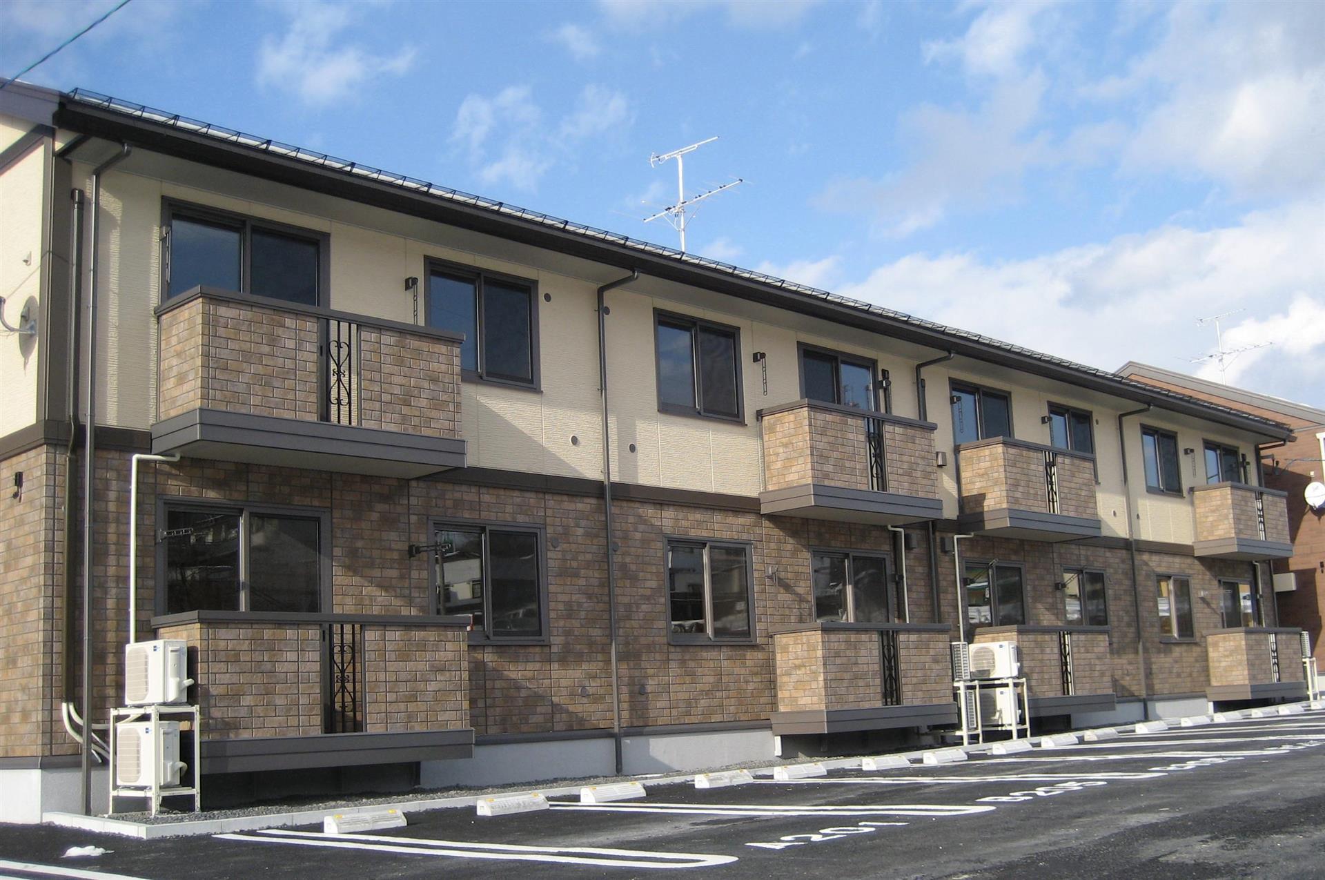 グランモアさくら館 B(2LDK/1階)