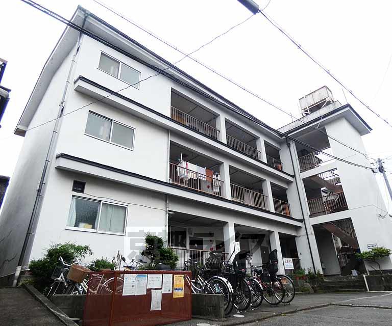 イースト東福寺(2K/1階)