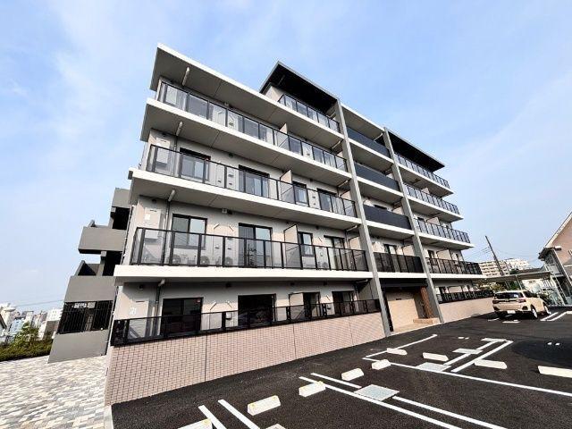 ROYAL HILLS(2LDK/1階)