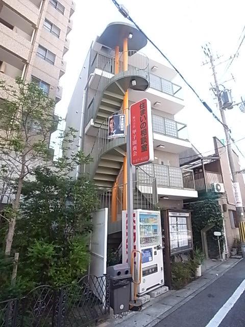 アーバニー甲子園(ワンルーム/2階)