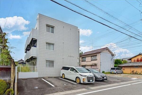 アピエス1(2LDK/1階)