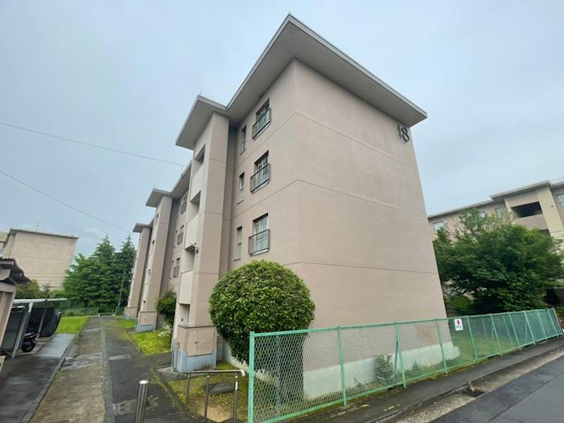 川上団地18号棟(3DK/4階)