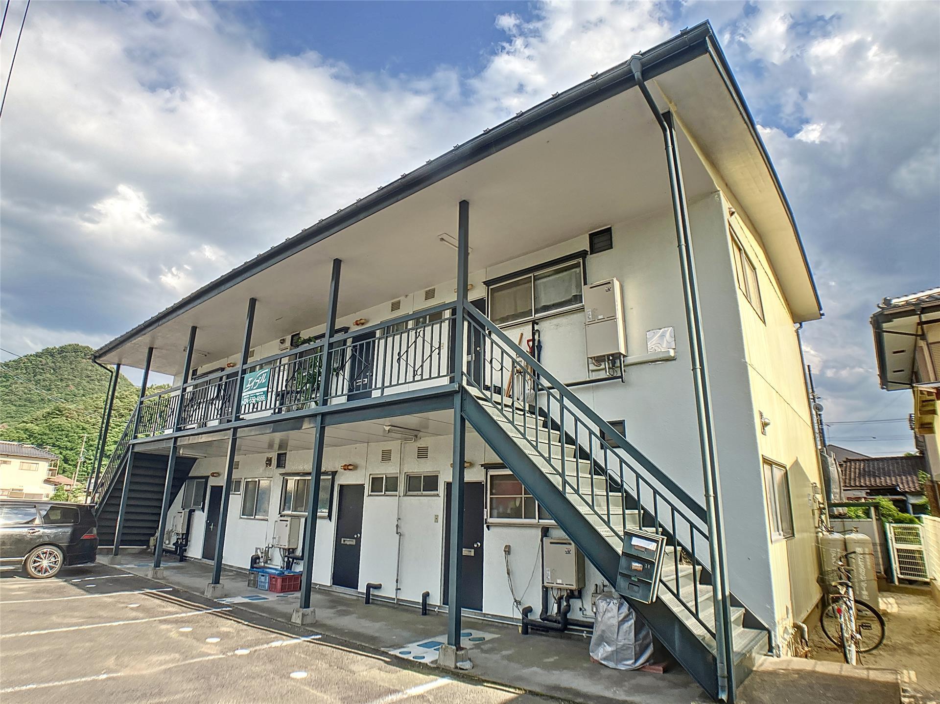 山岸コーポC(2K/2階)