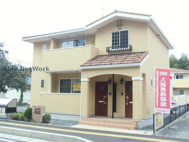 カーサ壱番館・弐番館(2LDK/1階)